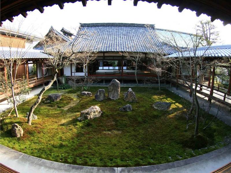 jardin kenninji templo gion kyoto